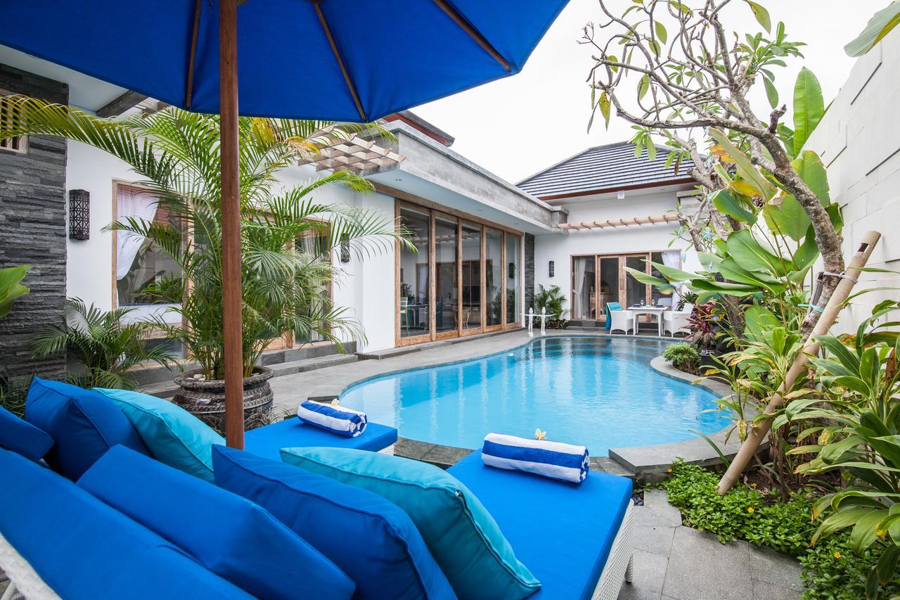 Ambermoon Villa 2 Seminyak Esterno foto